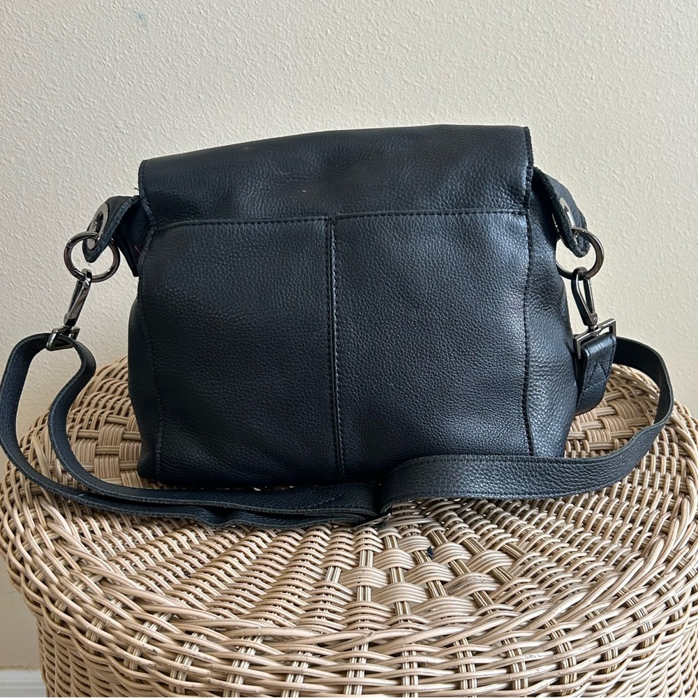 Hammitt Bryant Medium Crossbody Bag - Picture 2 of 6